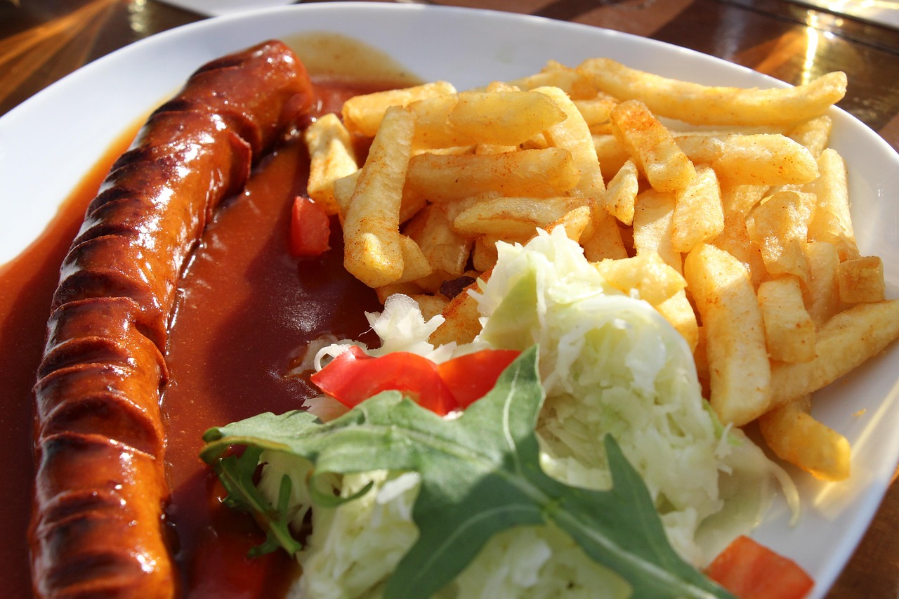 currywurst, fries, meal, french fries, nourishment, yummy, snack, hearty, ketchup, fast food, junk food, chip shop, delicacy, frits, calories, food, cook, currywurst, currywurst, currywurst, currywurst, currywurst